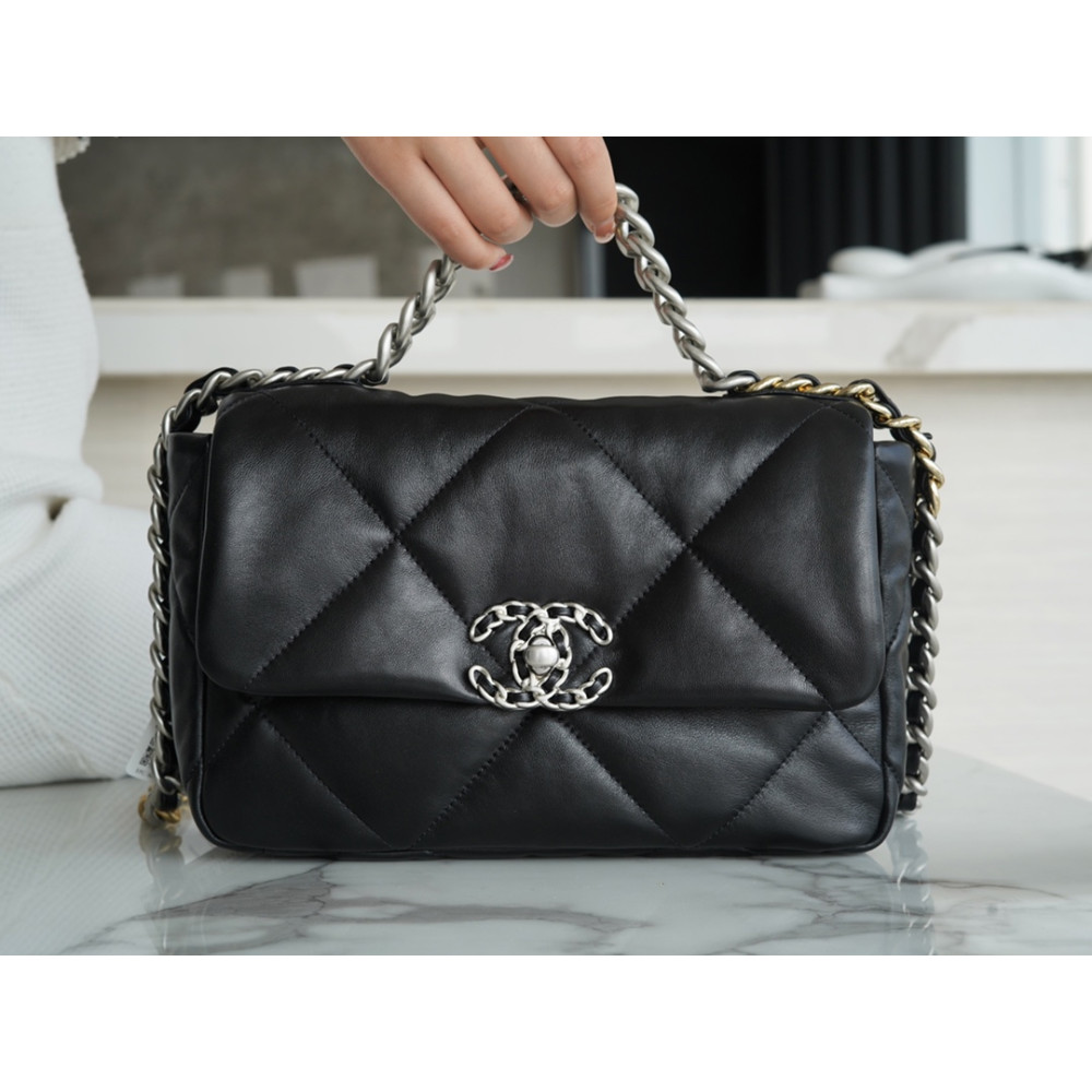 CHANEL SMALL 19 FLAP BAG
