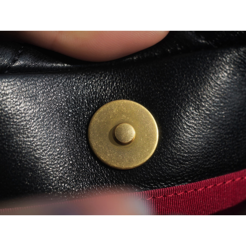CHANEL SMALL 19 FLAP BAG