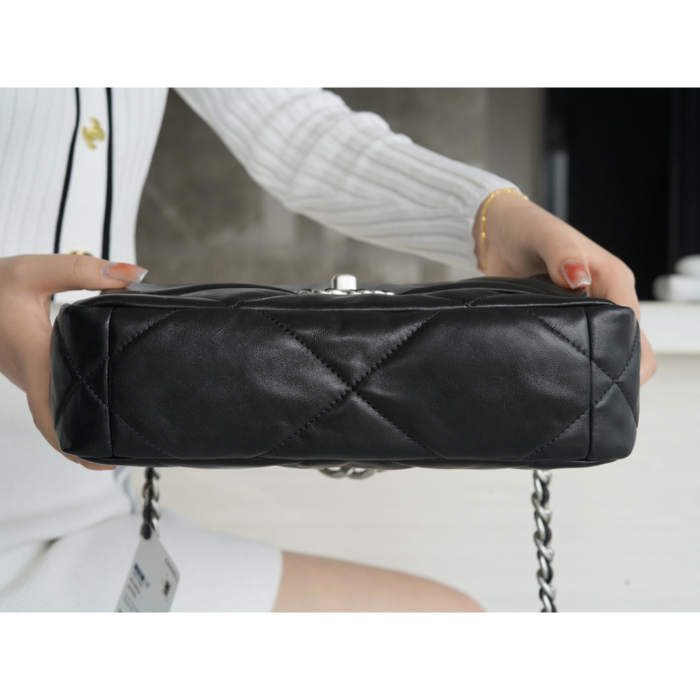CHANEL SMALL 19 FLAP BAG