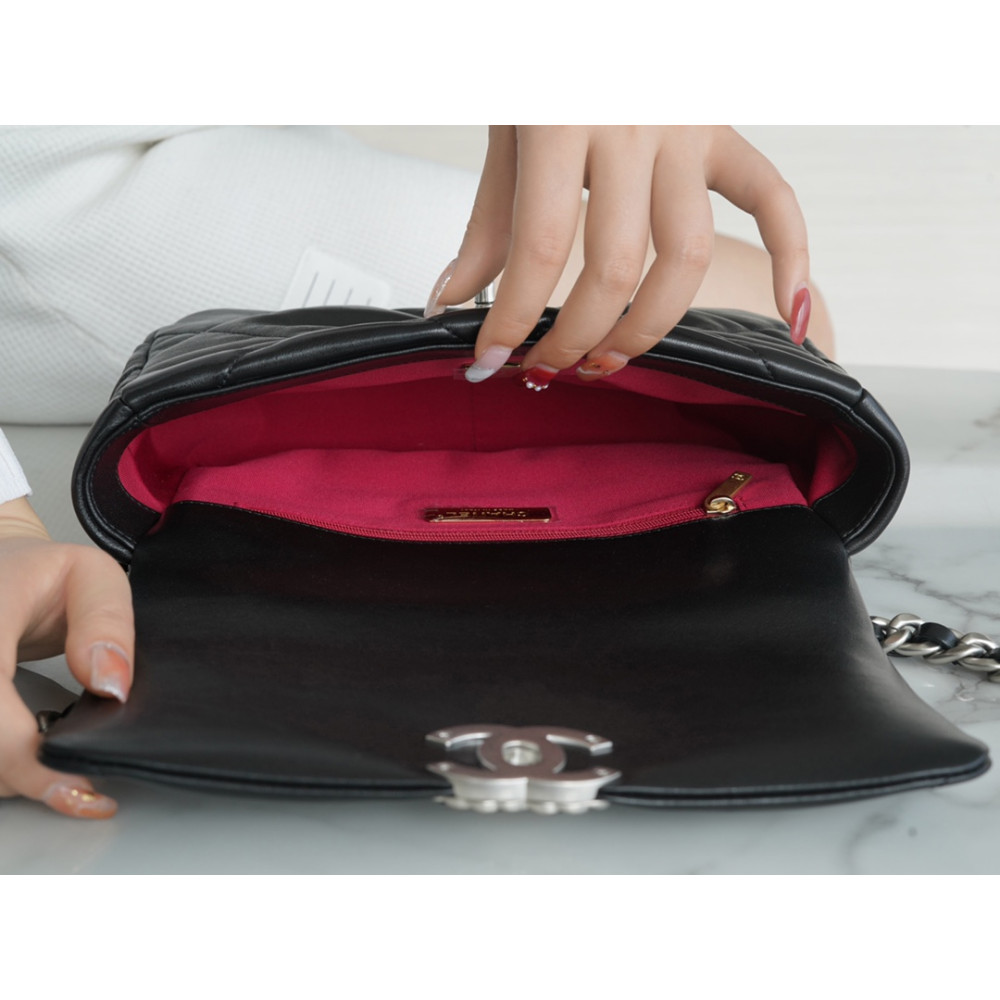 CHANEL SMALL 19 FLAP BAG