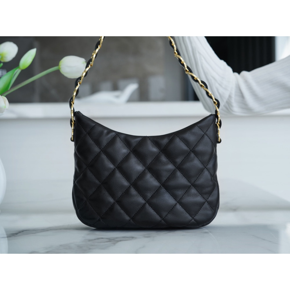 CHANEL LINKS HOBO BAG CHANEL LINKS HOBO BAG