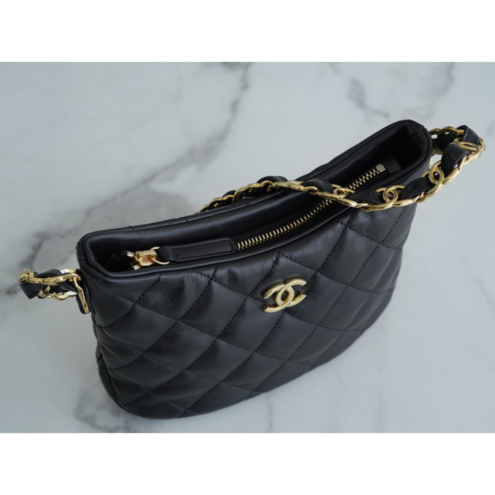 CHANEL LINKS HOBO BAG CHANEL LINKS HOBO BAG
