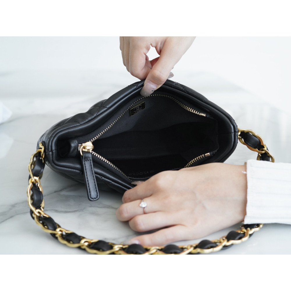 CHANEL LINKS HOBO BAG CHANEL LINKS HOBO BAG
