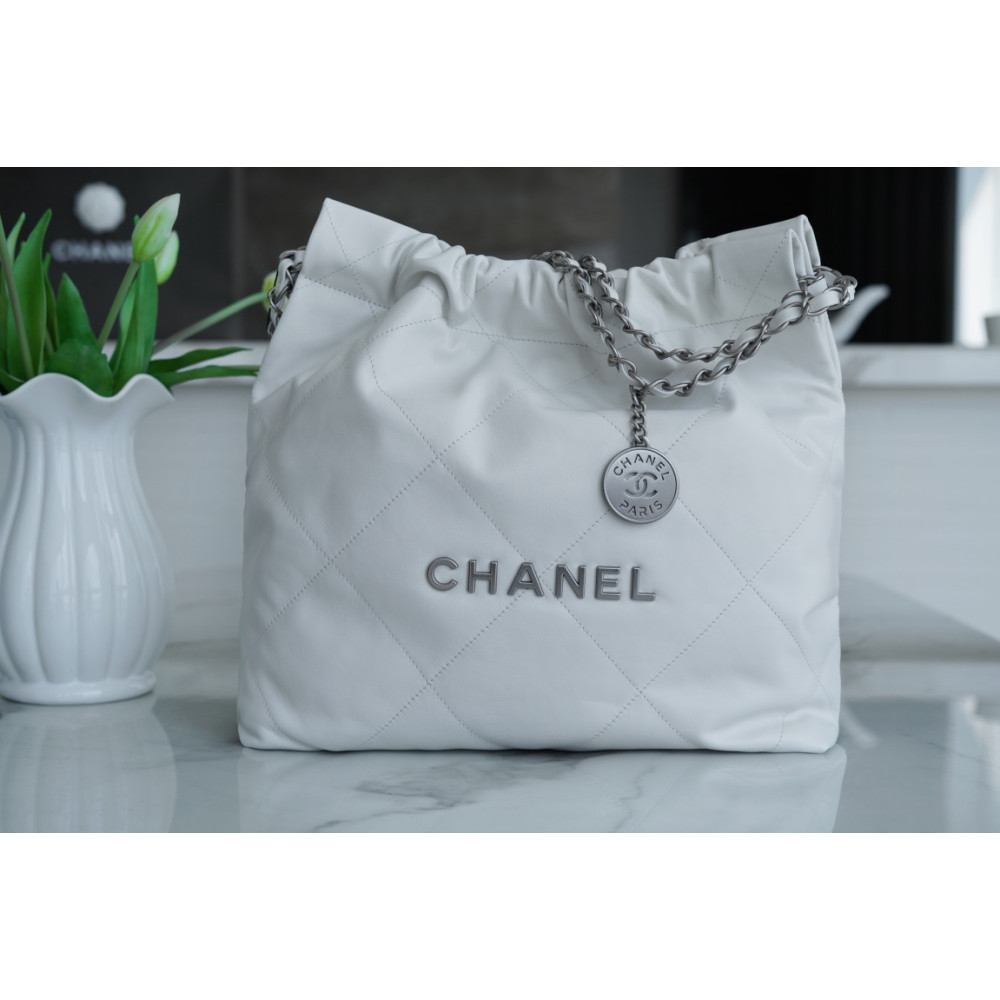 CHANEL 22 SMALL BAG CHANEL 22 SMALL BAG