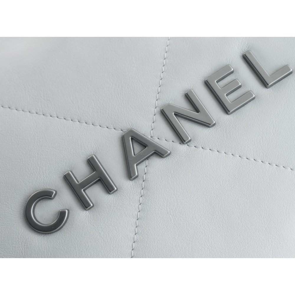 CHANEL 22 SMALL BAG CHANEL 22 SMALL BAG