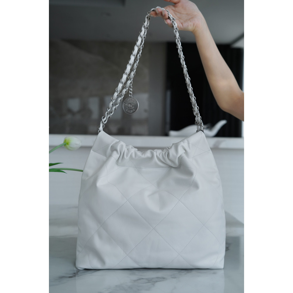 CHANEL 22 SMALL BAG CHANEL 22 SMALL BAG