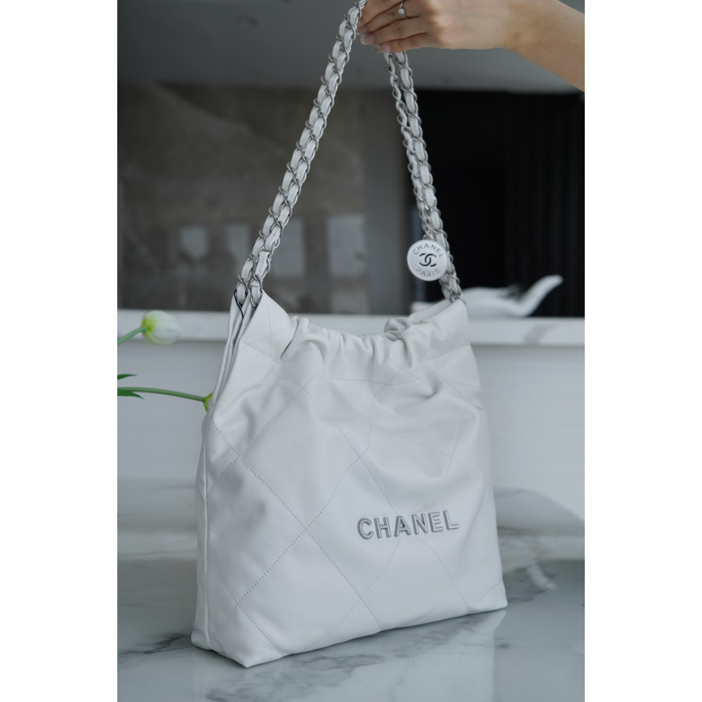 CHANEL 22 SMALL BAG CHANEL 22 SMALL BAG