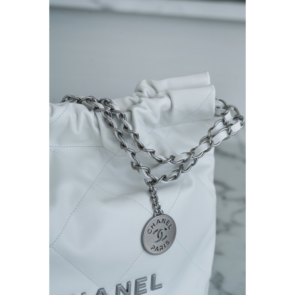 CHANEL 22 SMALL BAG CHANEL 22 SMALL BAG