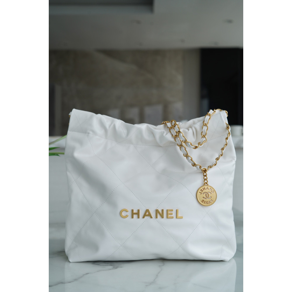 CHANEL 22 SMALL BAG CHANEL 22 SMALL BAG