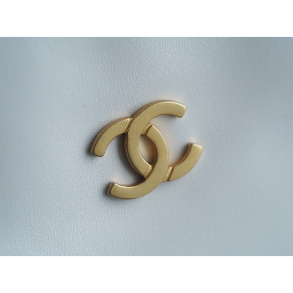 CHANEL 22 SMALL BAG CHANEL 22 SMALL BAG