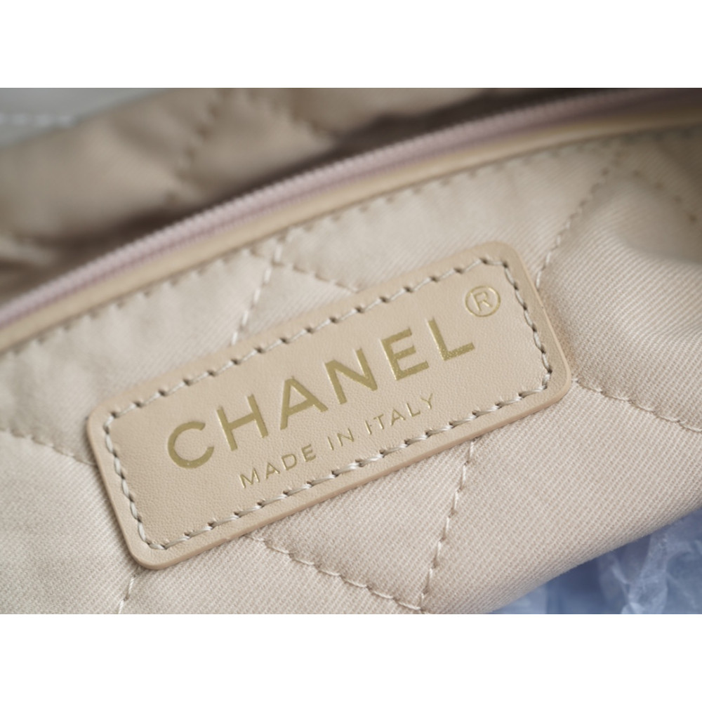 CHANEL 22 SMALL BAG CHANEL 22 SMALL BAG