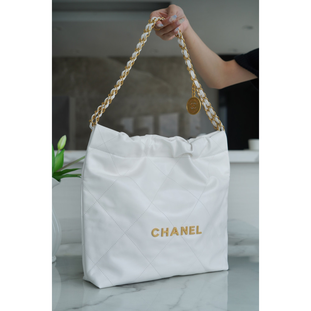 CHANEL 22 SMALL BAG CHANEL 22 SMALL BAG