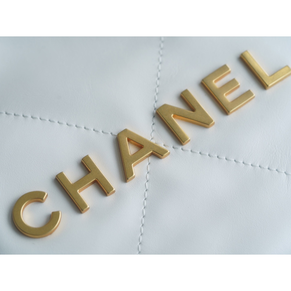CHANEL 22 SMALL BAG CHANEL 22 SMALL BAG