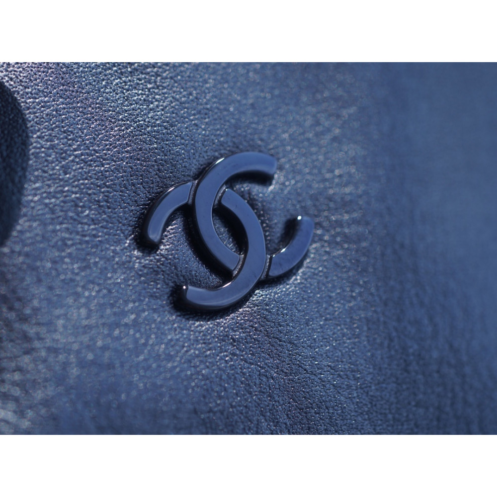 CHANEL 22 SMALL BAG