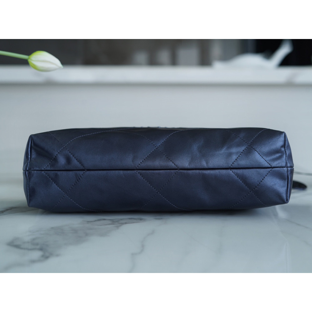 CHANEL 22 SMALL BAG