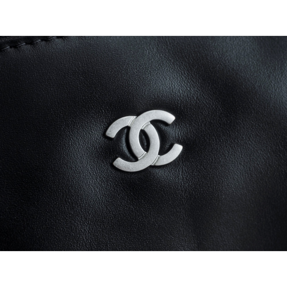CHANEL 22 SMALL BAG CHANEL 22 SMALL BAG