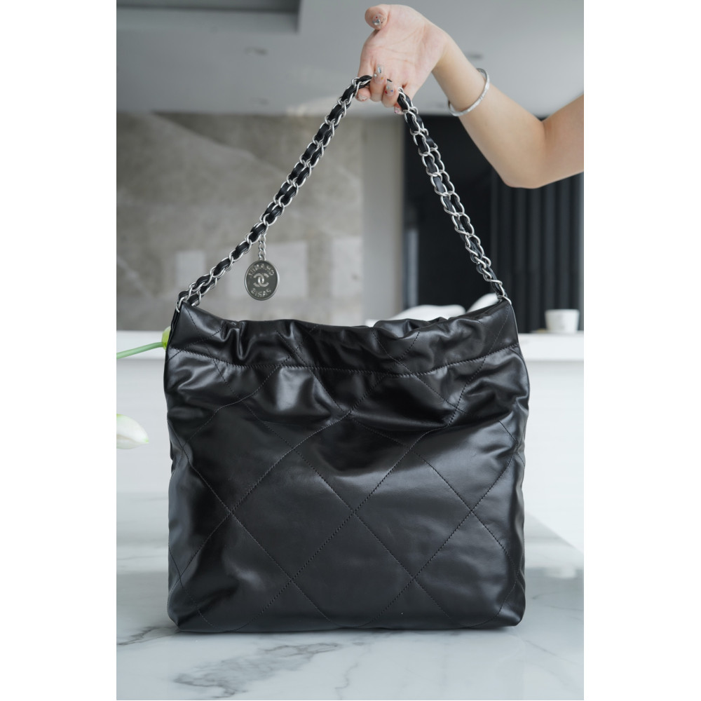 CHANEL 22 SMALL BAG CHANEL 22 SMALL BAG