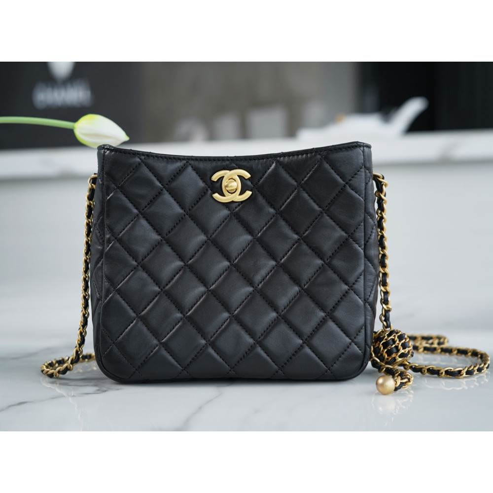 CHANEL PEARL CRUSH HOBO BAG