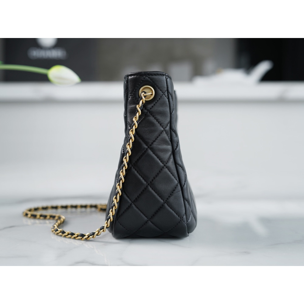 CHANEL PEARL CRUSH HOBO BAG