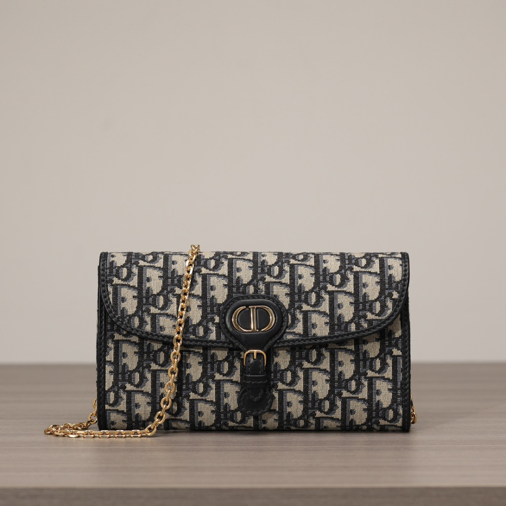 DIOR BOBBY EAST-WEST POUCH WITH CHAIN DIOR BOBBY EAST-WEST POUCH WITH CHAIN