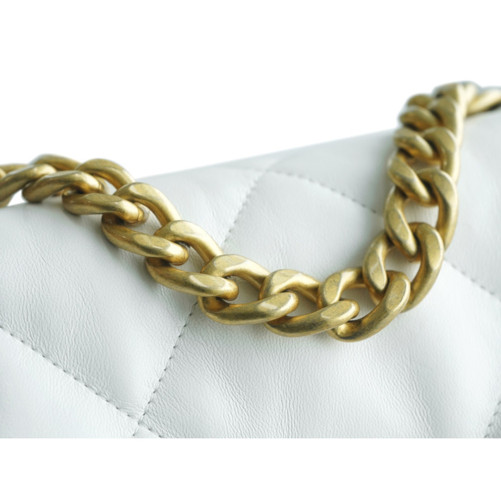 CHANEL SMALL 19 FLAP BAG CHANEL SMALL 19 FLAP BAG