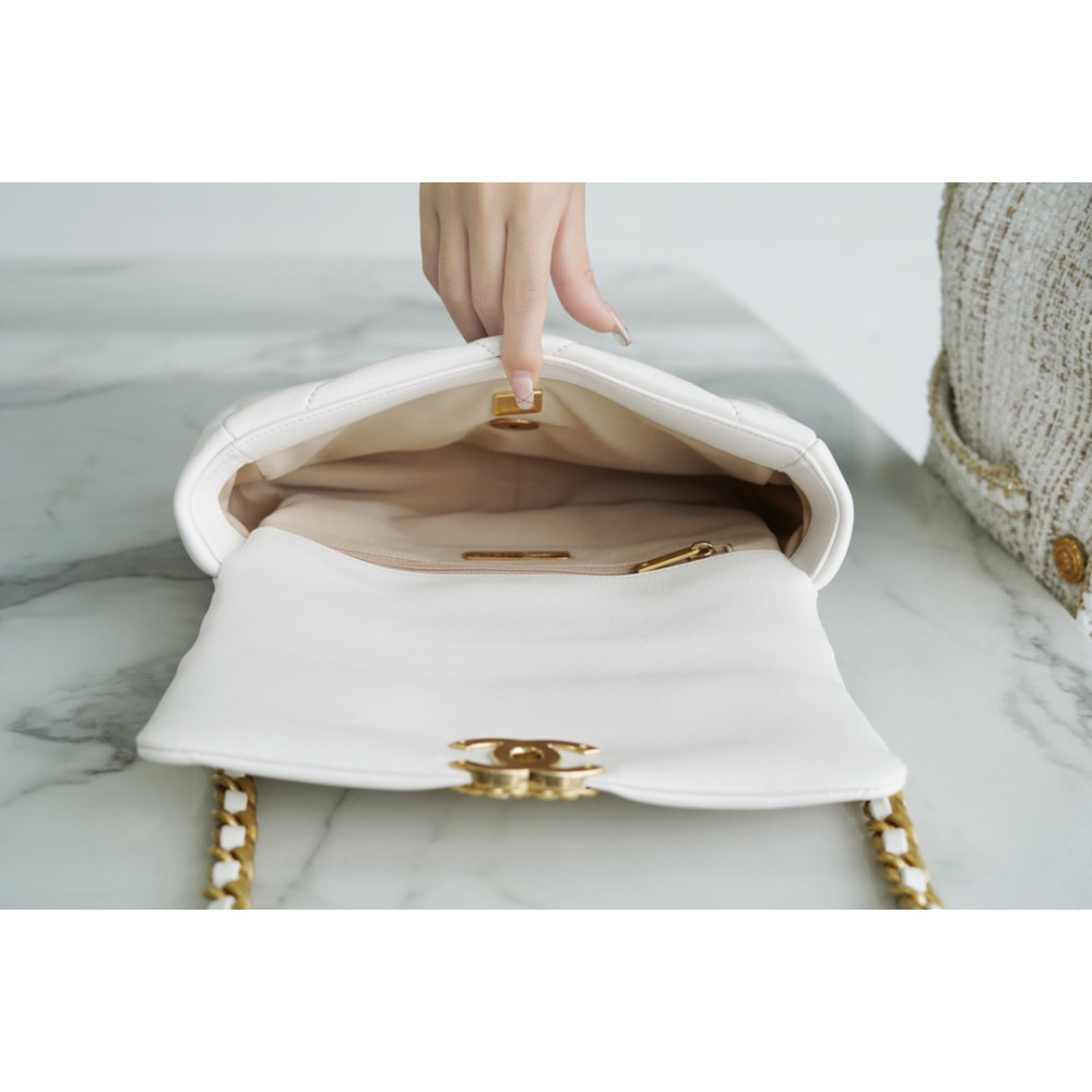 CHANEL SMALL 19 FLAP BAG CHANEL SMALL 19 FLAP BAG