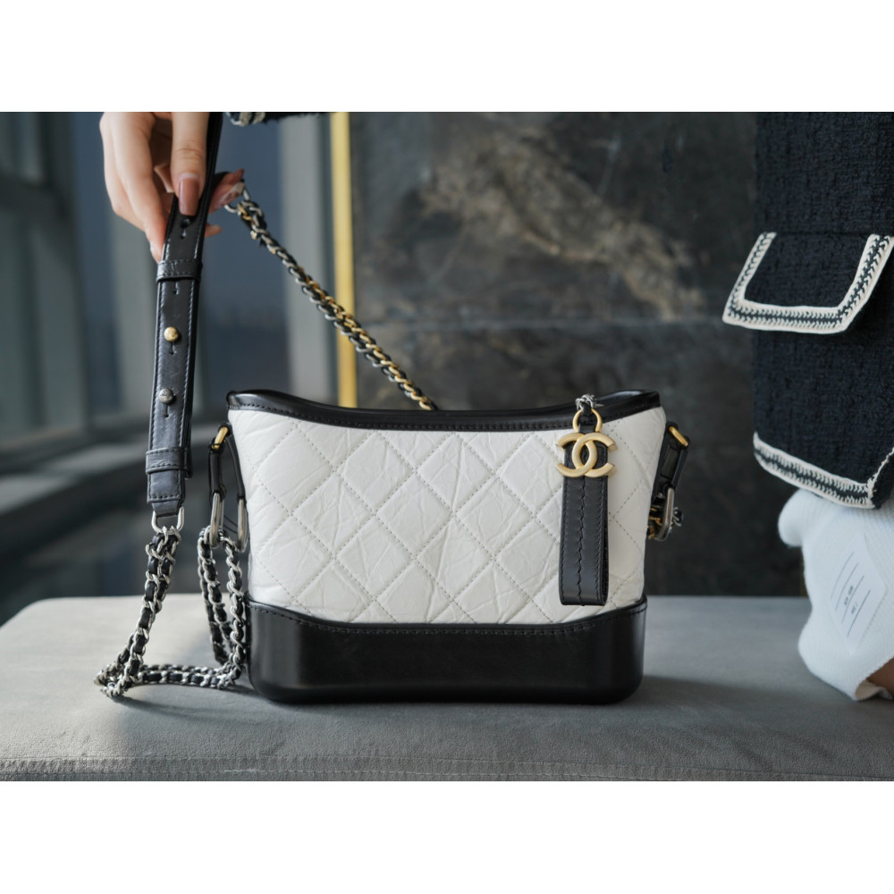 CHANEL SMALL GABRIELLE HOBO BAG CHANEL SMALL GABRIELLE HOBO BAG