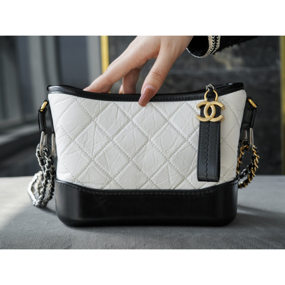CHANEL SMALL GABRIELLE HOBO BAG CHANEL SMALL GABRIELLE HOBO BAG