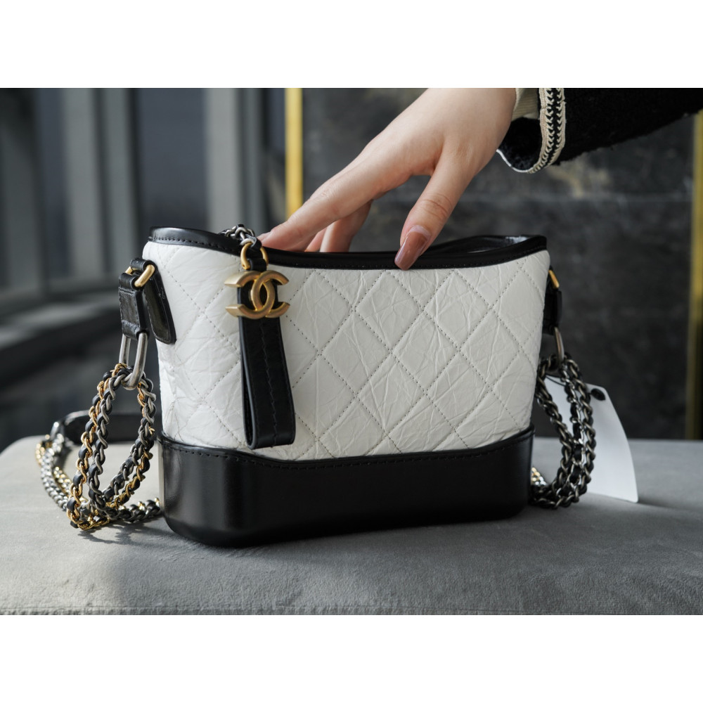 CHANEL SMALL GABRIELLE HOBO BAG CHANEL SMALL GABRIELLE HOBO BAG