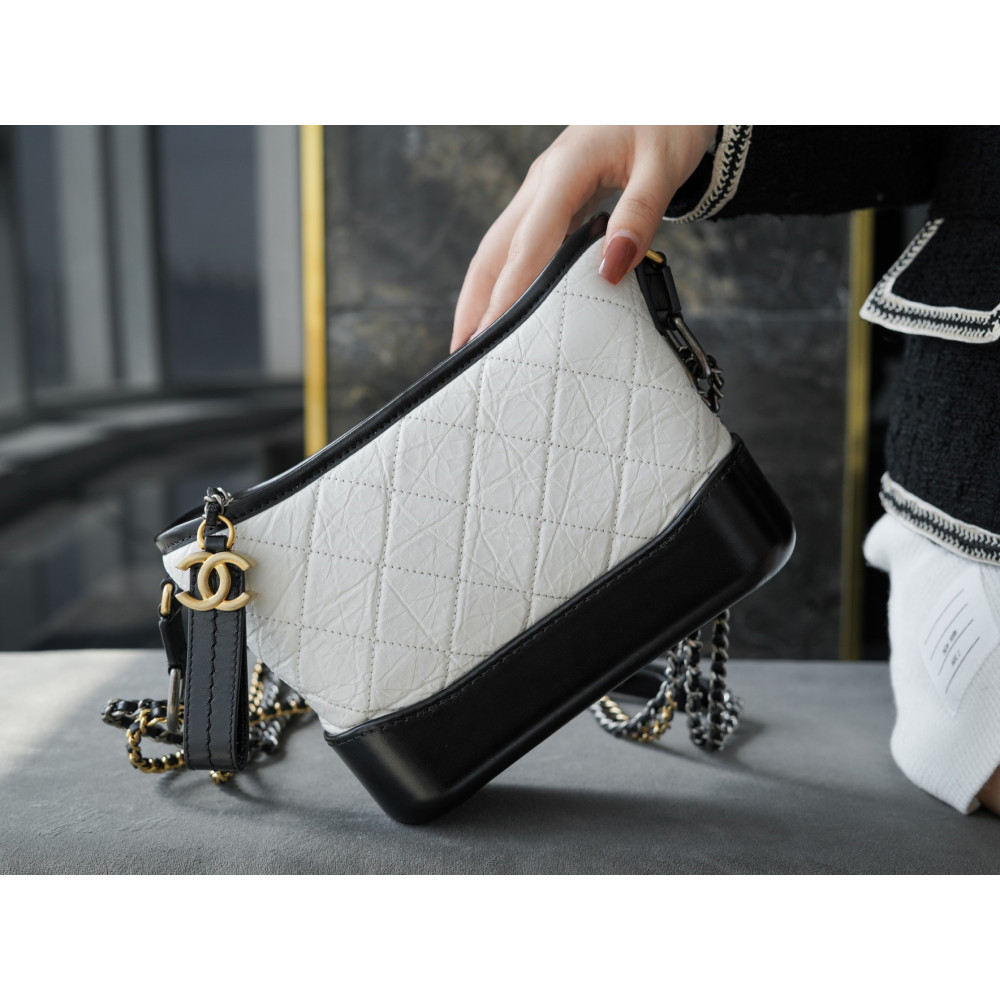 CHANEL SMALL GABRIELLE HOBO BAG CHANEL SMALL GABRIELLE HOBO BAG