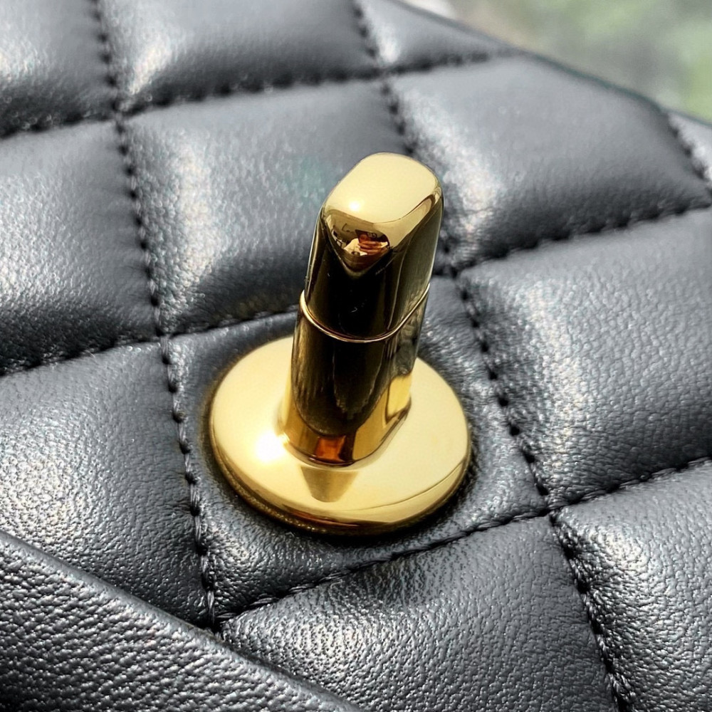 CHANEL SMALL DOUBLE FLAP BAG CHANEL SMALL DOUBLE FLAP BAG