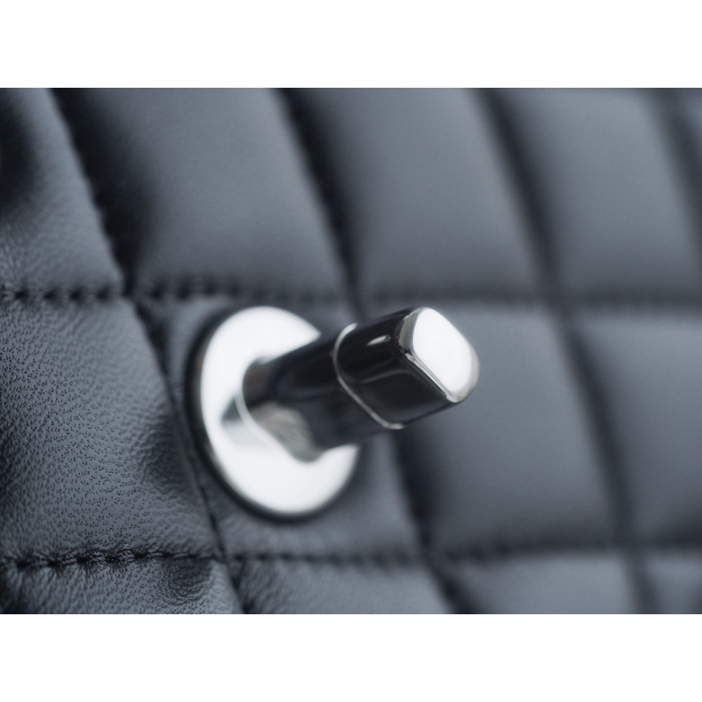 CHANEL SMALL DOUBLE FLAP BAG CHANEL SMALL DOUBLE FLAP BAG