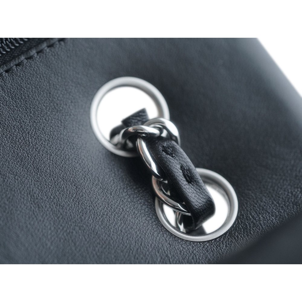 CHANEL SMALL DOUBLE FLAP BAG CHANEL SMALL DOUBLE FLAP BAG