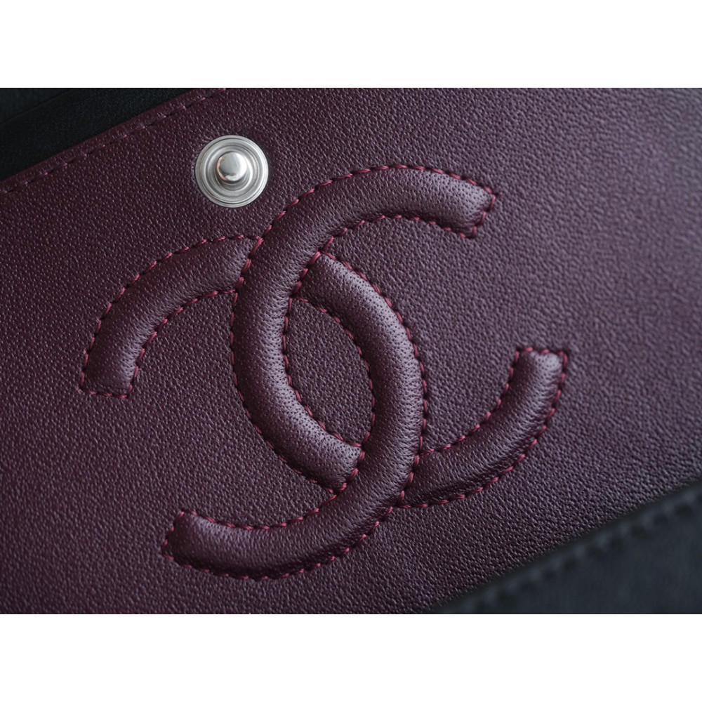 CHANEL SMALL DOUBLE FLAP BAG CHANEL SMALL DOUBLE FLAP BAG