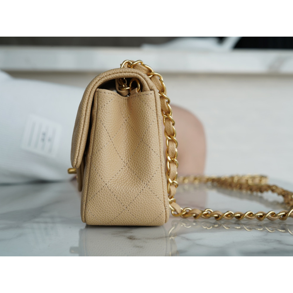 CHANEL MEDIUM DOUBLE FLAP BAG
