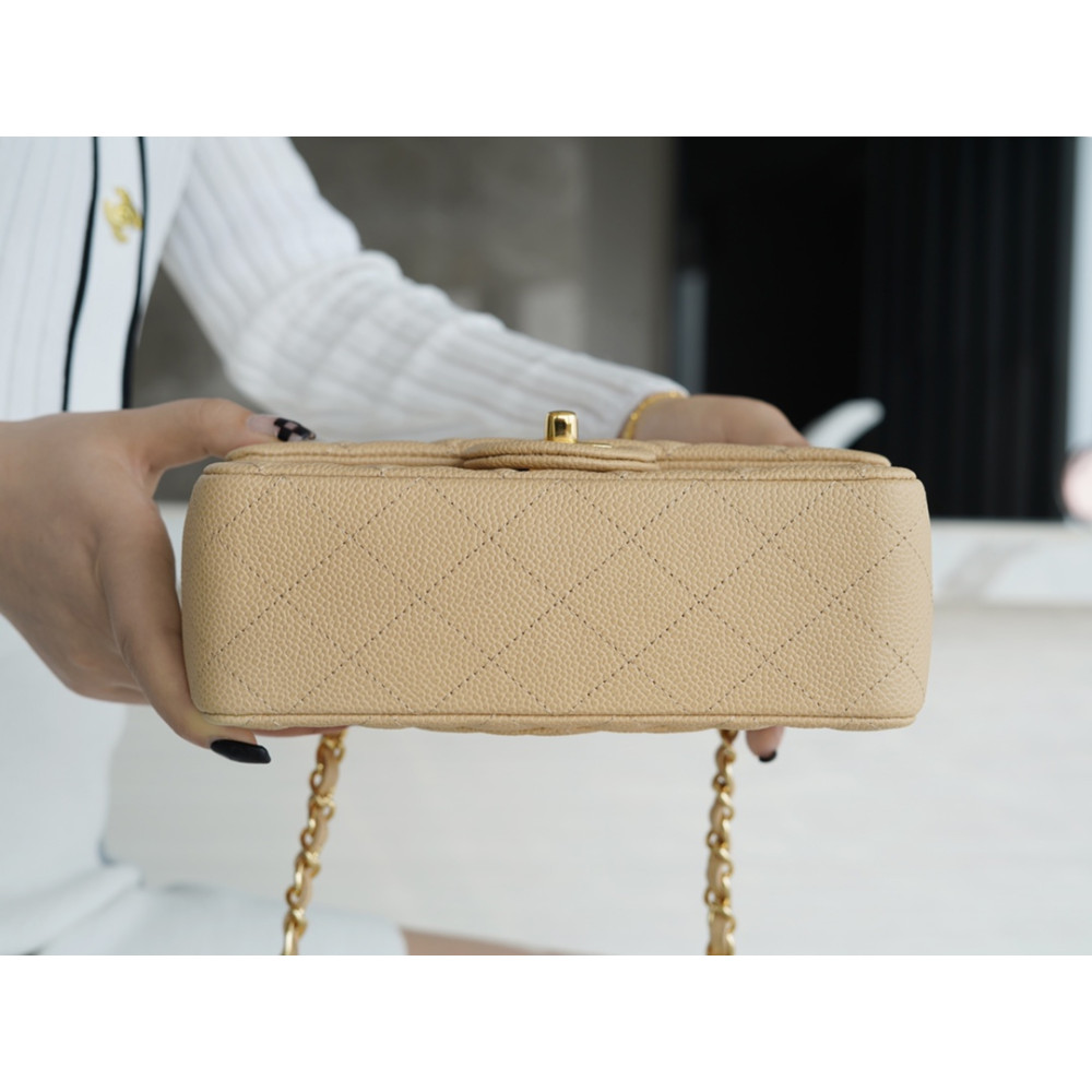 CHANEL MEDIUM DOUBLE FLAP BAG