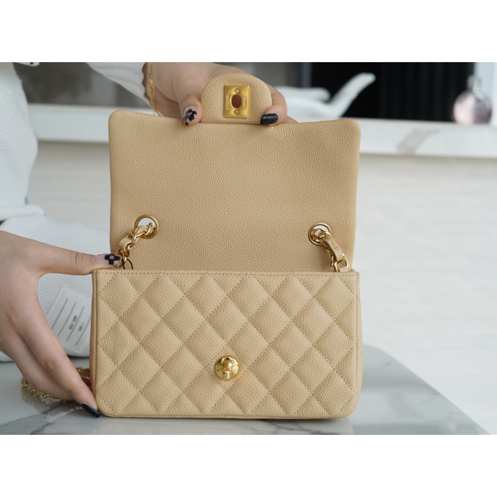 CHANEL MEDIUM DOUBLE FLAP BAG