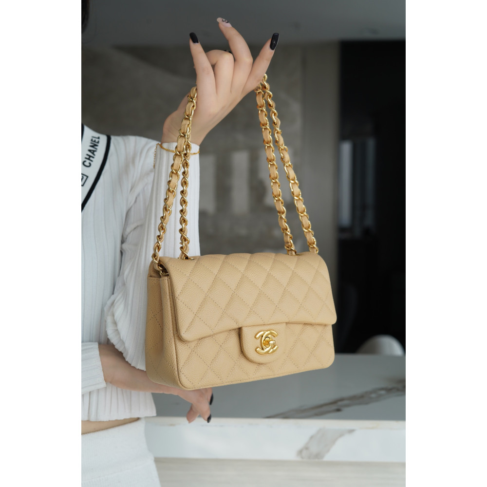 CHANEL MEDIUM DOUBLE FLAP BAG