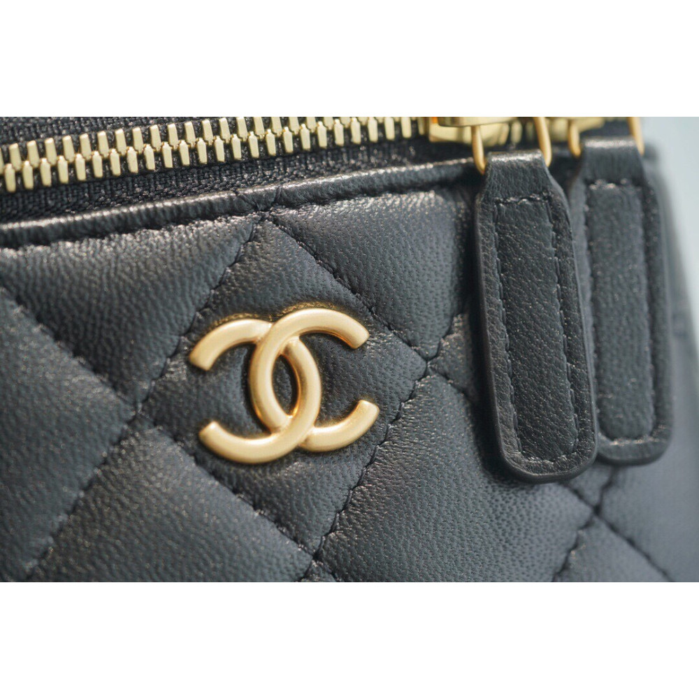 CHANEL MINI PERFECT FIT VANITY CASE
