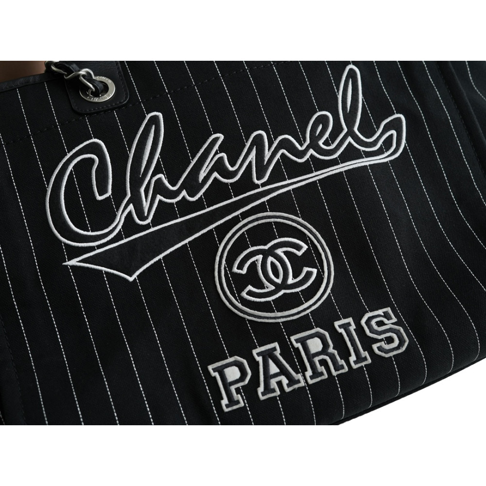 CHANEL MEDIUM DEAUVILLE TOTE BAG CHANEL MEDIUM DEAUVILLE TOTE BAG