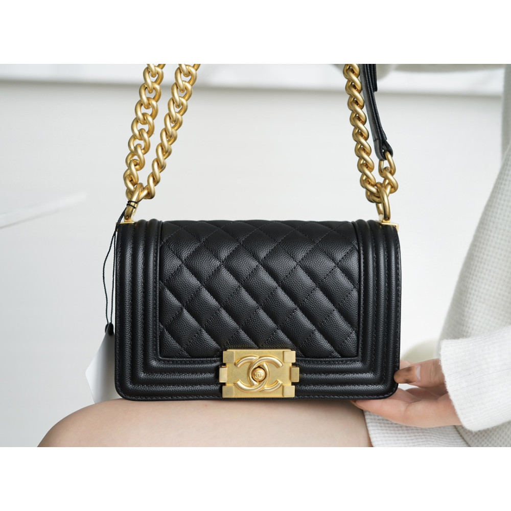 CHANEL MEDIUM BOY FLAP BAG