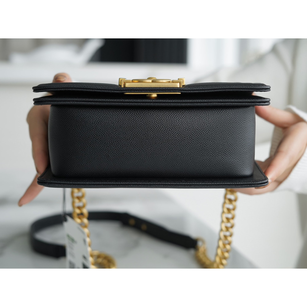 CHANEL MEDIUM BOY FLAP BAG