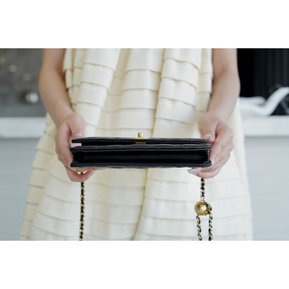 CHANEL PEARL CRUSH WALLET ON CHAIN