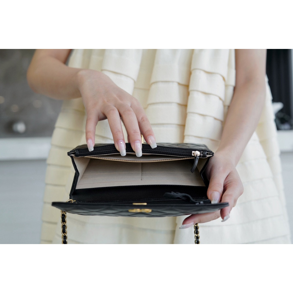 CHANEL PEARL CRUSH WALLET ON CHAIN