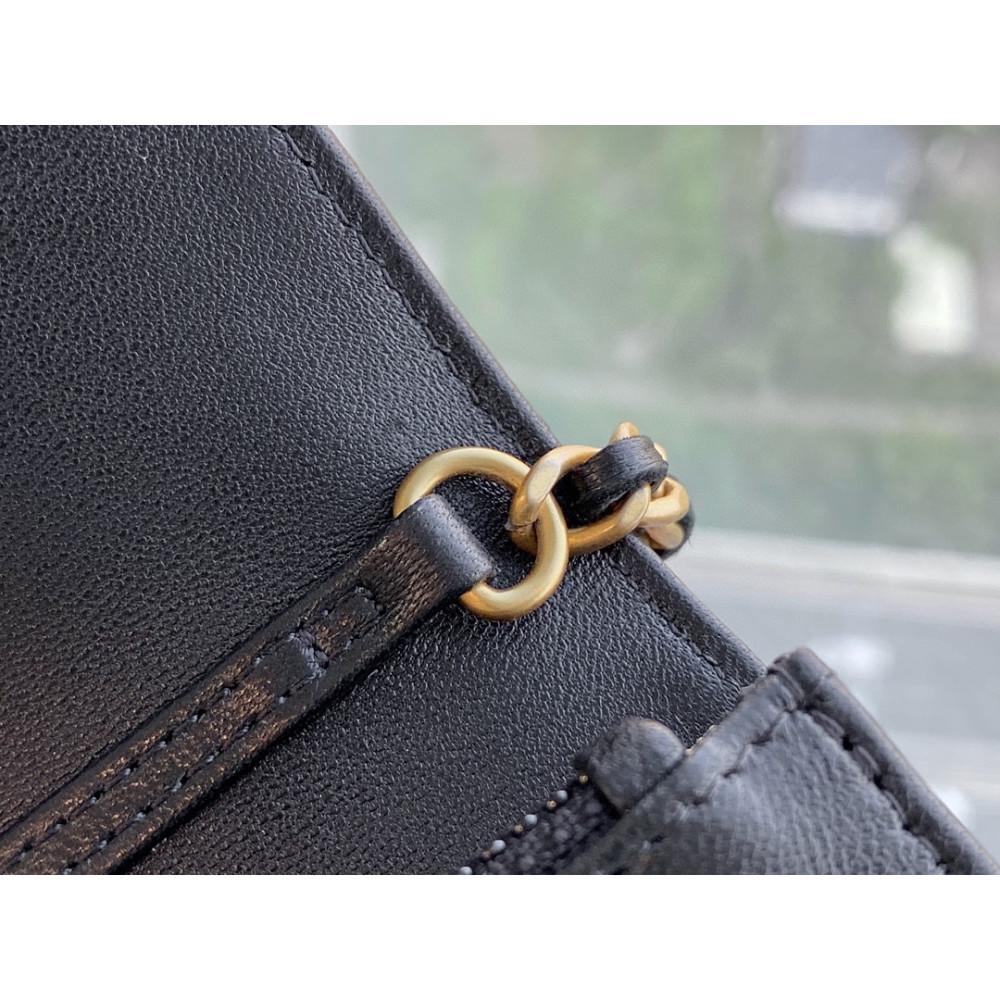 CHANEL PEARL CRUSH WALLET ON CHAIN