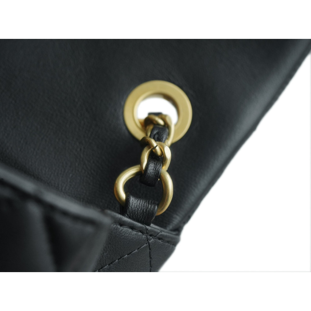 CHANEL PEARL CRUSH MINI RECTANGULAR FLAP BAG CHANEL PEARL CRUSH MINI RECTANGULAR FLAP BAG