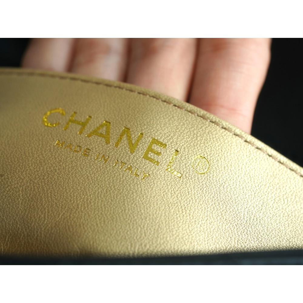 CHANEL PEARL CRUSH MINI RECTANGULAR FLAP BAG CHANEL PEARL CRUSH MINI RECTANGULAR FLAP BAG
