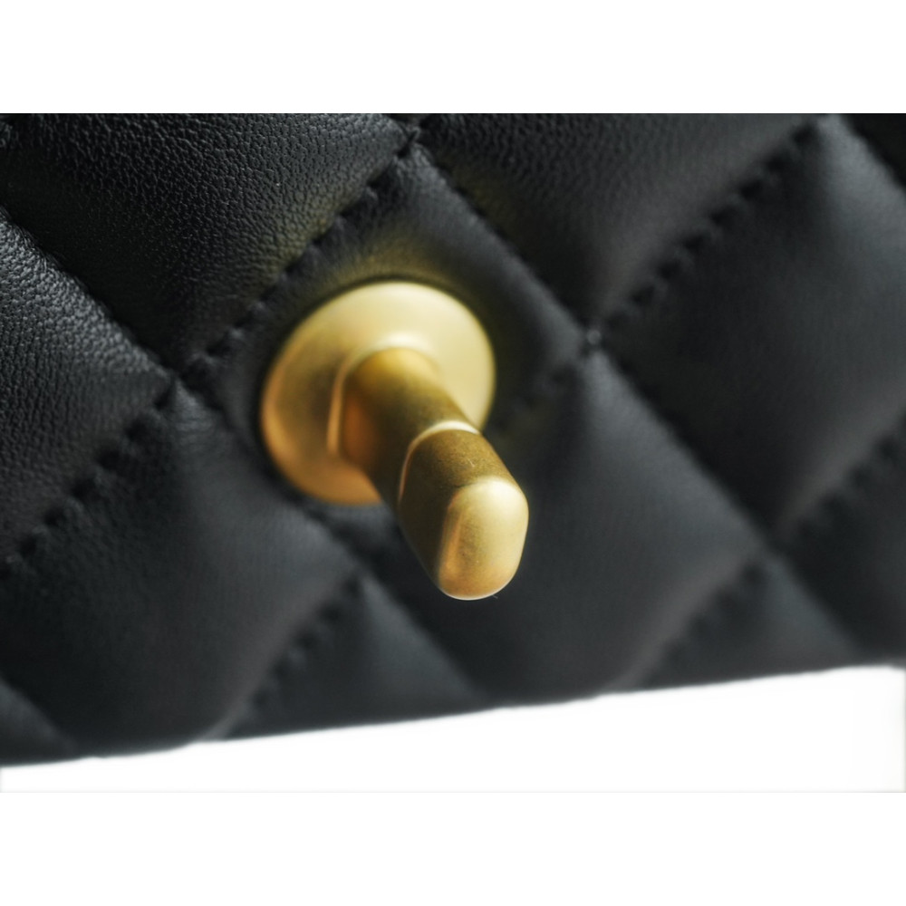 CHANEL PEARL CRUSH MINI RECTANGULAR FLAP BAG CHANEL PEARL CRUSH MINI RECTANGULAR FLAP BAG