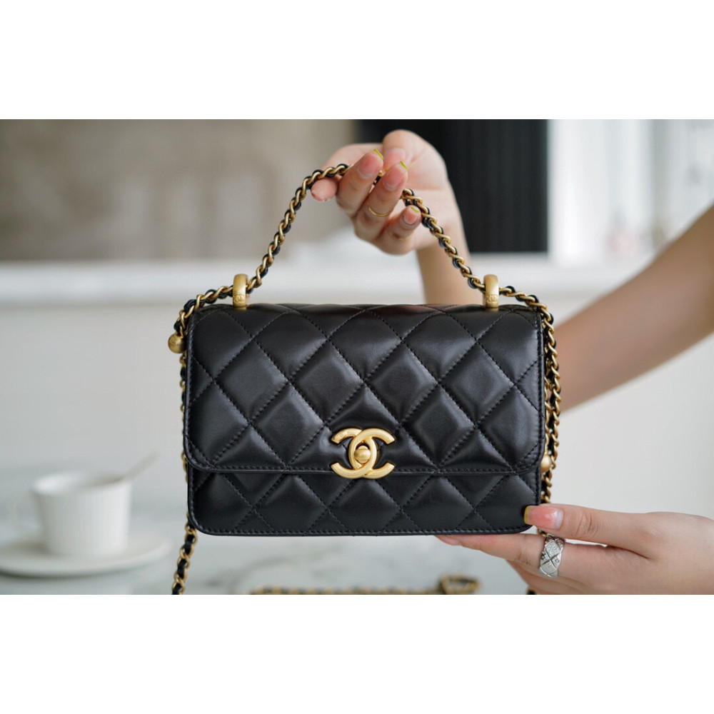CHANEL MINI PERFECT FIT FLAP BAG CHANEL MINI PERFECT FIT FLAP BAG