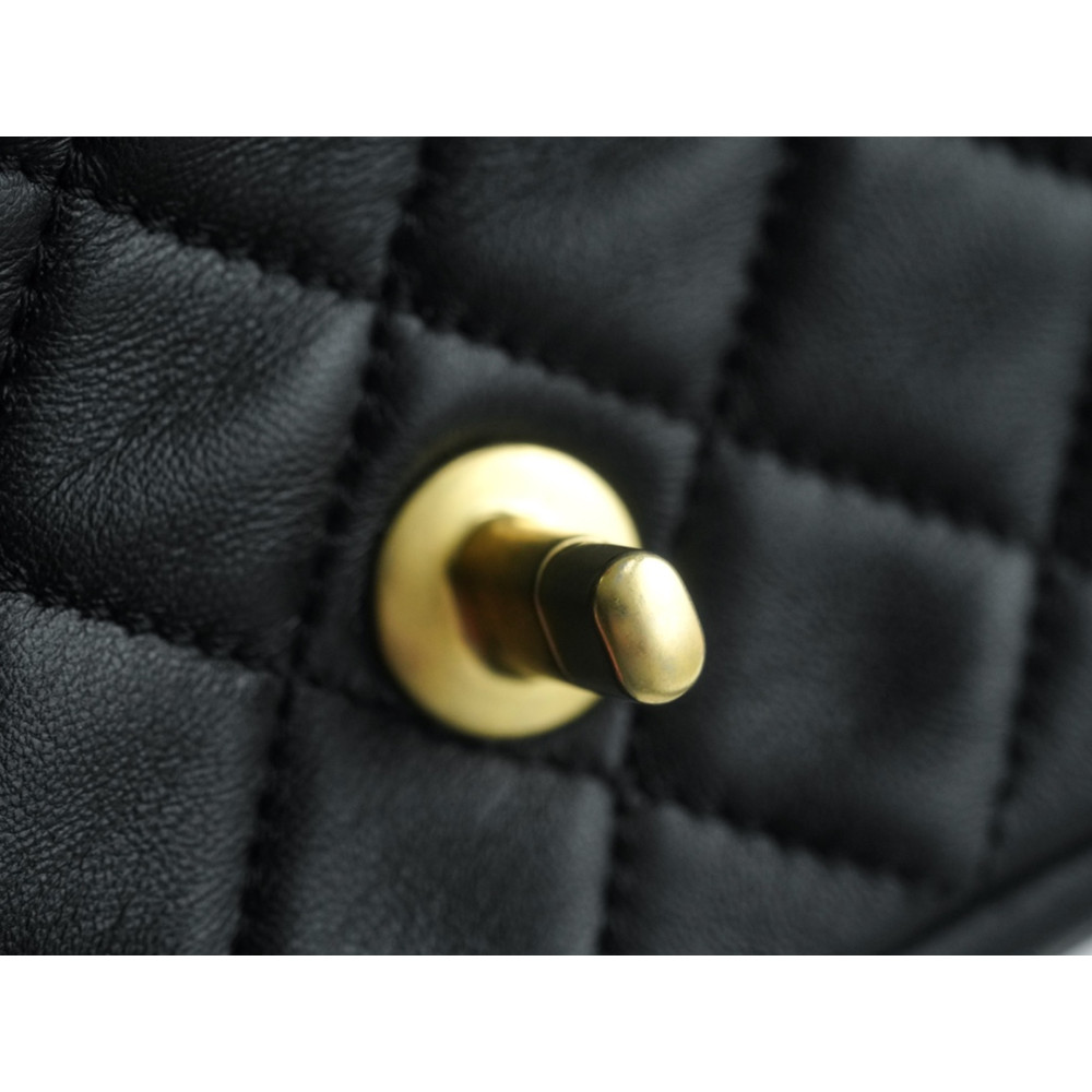 CHANEL PEARL CRUSH MINI FLAP BAG CHANEL PEARL CRUSH MINI FLAP BAG